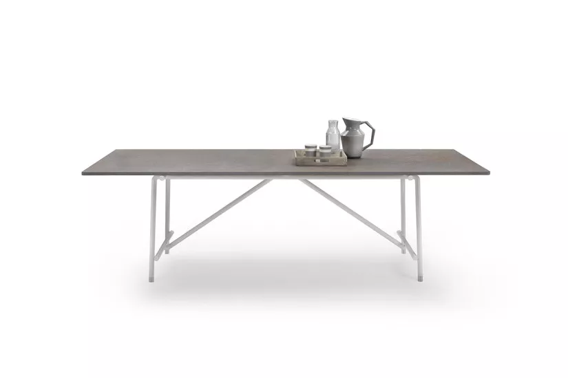 Any Day Outdoor Table Flexform - 1